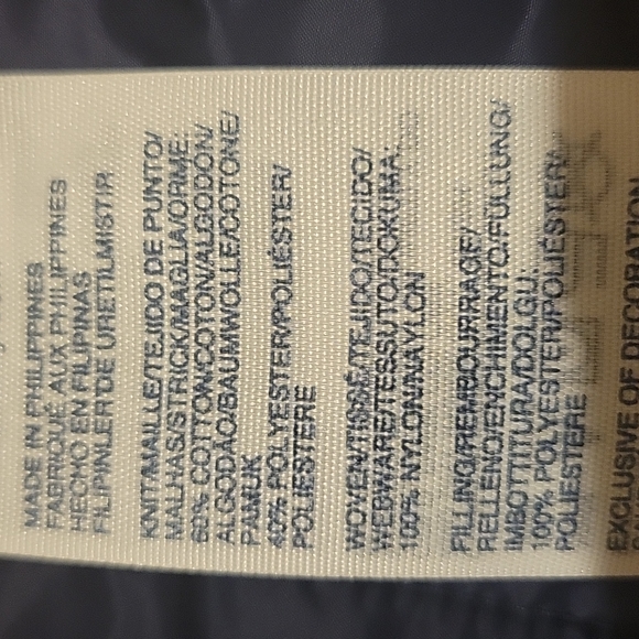 NWOT TOMMY HILFLIGER VEST - Picture 9 of 10